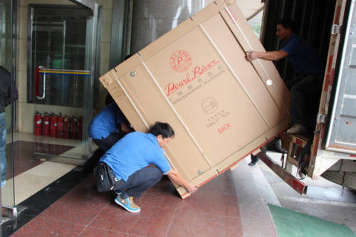 剑阁钢琴贵重工艺品无忧运